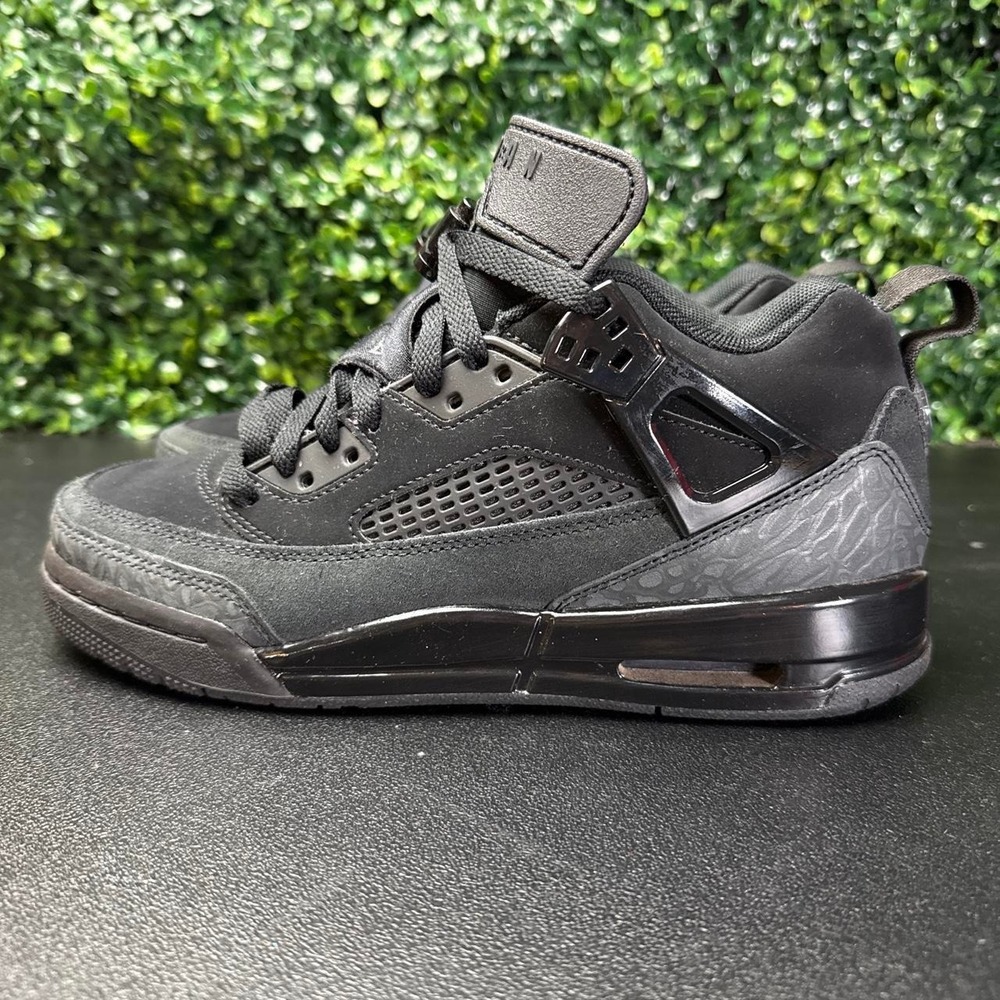 Jordan Spizike Low "Black Cat" sneakers kids size 6Y